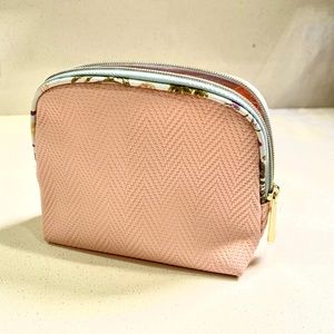 NEW Estée Lauder Light Pink Cosmetic Bag Make Up Bag -Travel Size